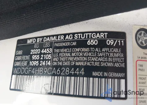 2012 Mercedes-Benz C 250 Luxury/Sport z USA, uszkodzony, nr VIN WDDGF4HB9CA628444